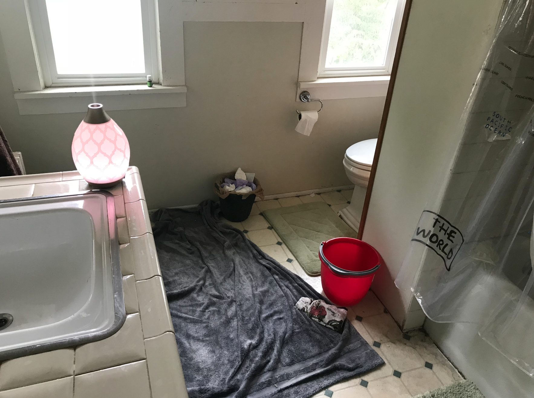 The bathroo during my miscarriage