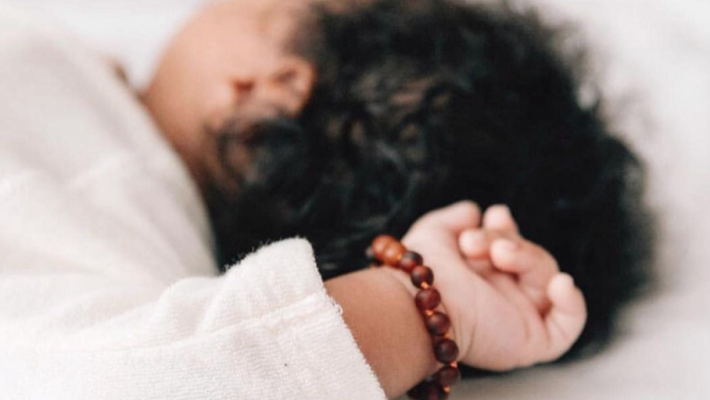 Cyber-Monday-Baby-teething-necklace