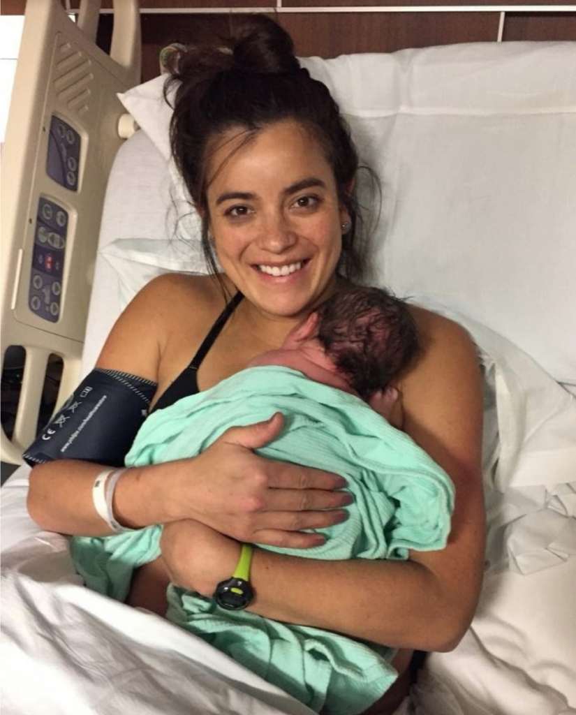 how to have a natural birth mom and baby after delivery